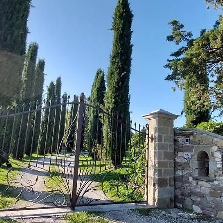 Agriturismo La Scarpaia *
