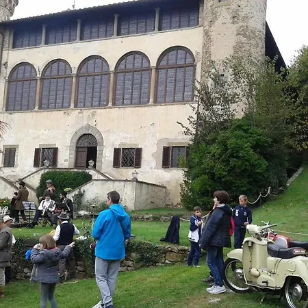 Agriturismo La Scarpaia Farm stay
